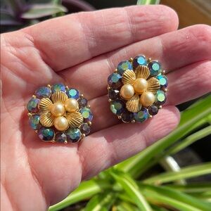 Vtg Flower Floral AB Aurora Borealis & Faux Pearl Clip On MCM Earrings MCM
